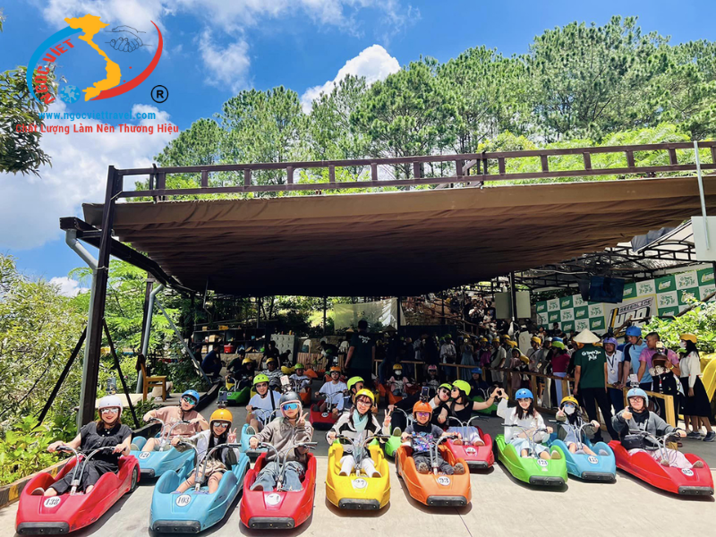 TOUR ĐÀ LẠT 3 NGÀY - NÔNG TRẠI CÚN PUPPYFARM - CAO NGUYÊN HOA ĐÀ LẠT - SAMTEN HILLS